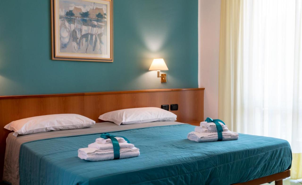 Hotel Alisei Линьяно-Саббьядоро Экстерьер фото