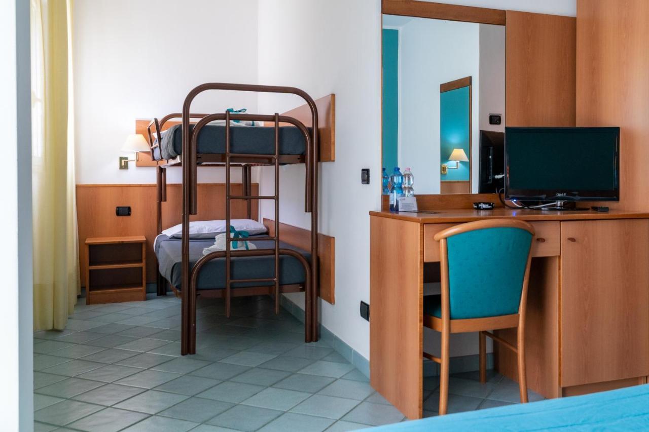Hotel Alisei Линьяно-Саббьядоро Экстерьер фото