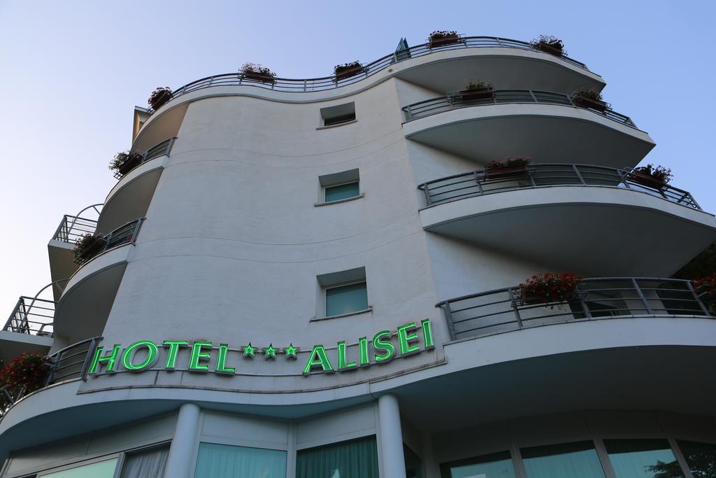 Hotel Alisei Линьяно-Саббьядоро Экстерьер фото