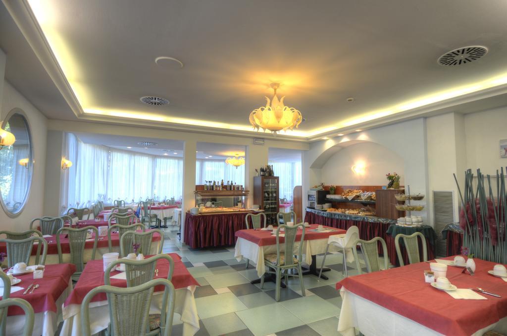 Hotel Alisei Линьяно-Саббьядоро Экстерьер фото